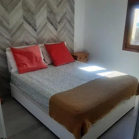 Tamogan Apartment *